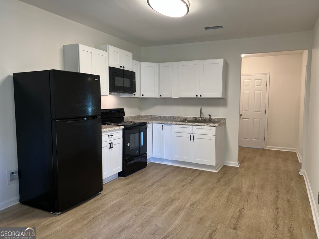 Photo of 306 S Tillman Street, Glennville, GA 30427 (MLS # 10659261)