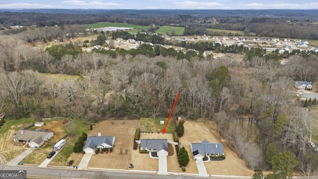 Photo of 228 Falling Leaf Lane, Winder, GA 30680 (MLS # 10700296)