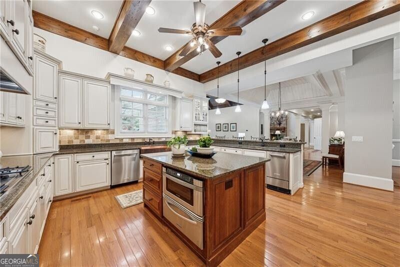 Milton, Georgia 30004, United States, 8 Bedrooms Bedrooms, ,10 BathroomsBathrooms,Residential,Active,123574