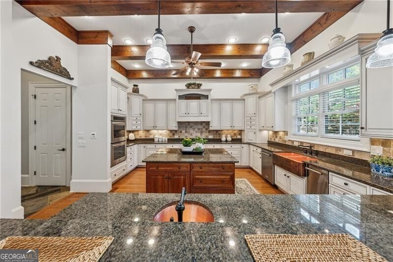 Milton, Georgia 30004, United States, 8 Bedrooms Bedrooms, ,10 BathroomsBathrooms,Residential,Active,123574