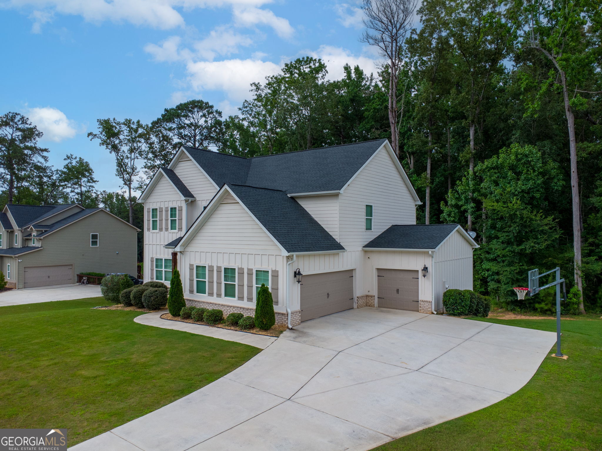 117 Brinley DR