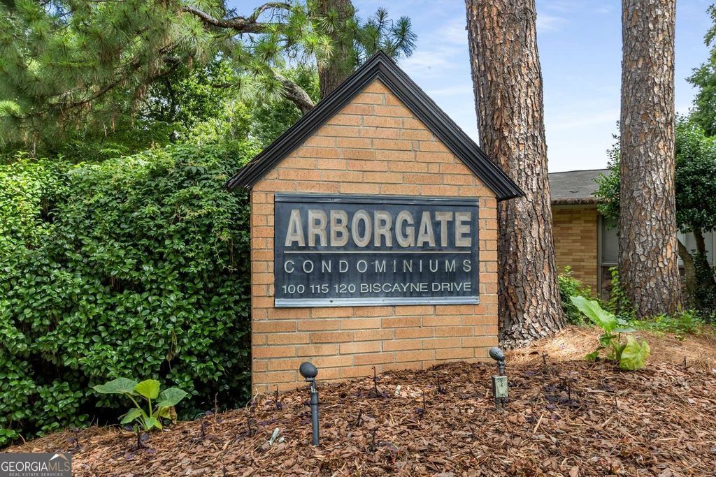 Photo of 115 Biscayne Drive NW #E3, Atlanta, GA 30309 (MLS # 10659364)