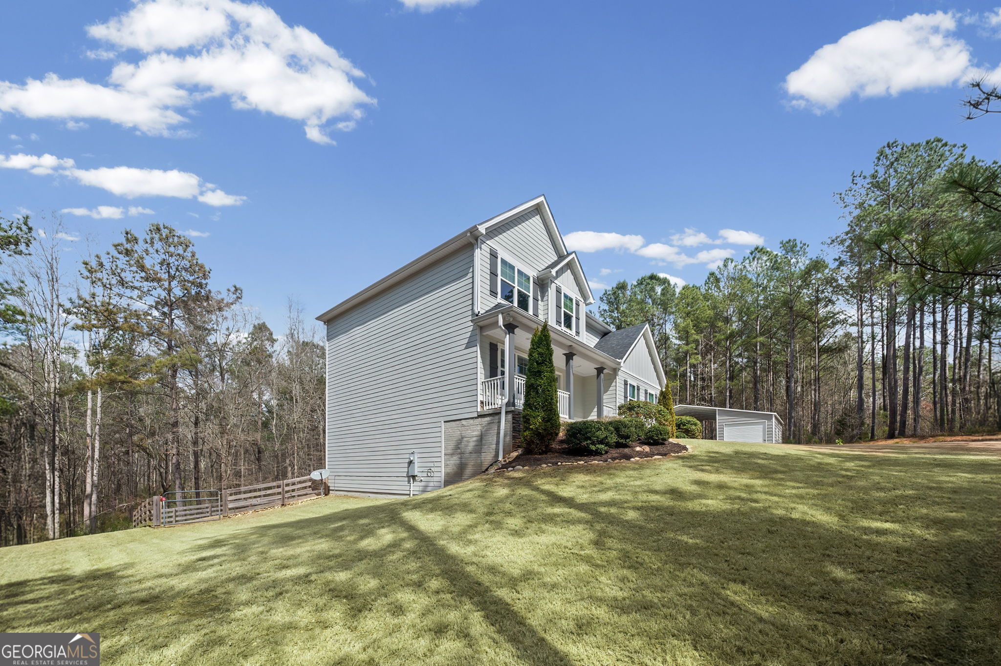 130 Canyon Lake DR