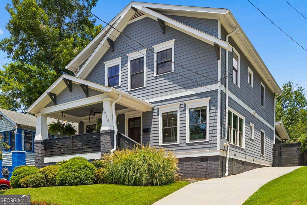Photo of 1924 Hallman Street NE, Atlanta, GA 30317 (MLS # 10828401)