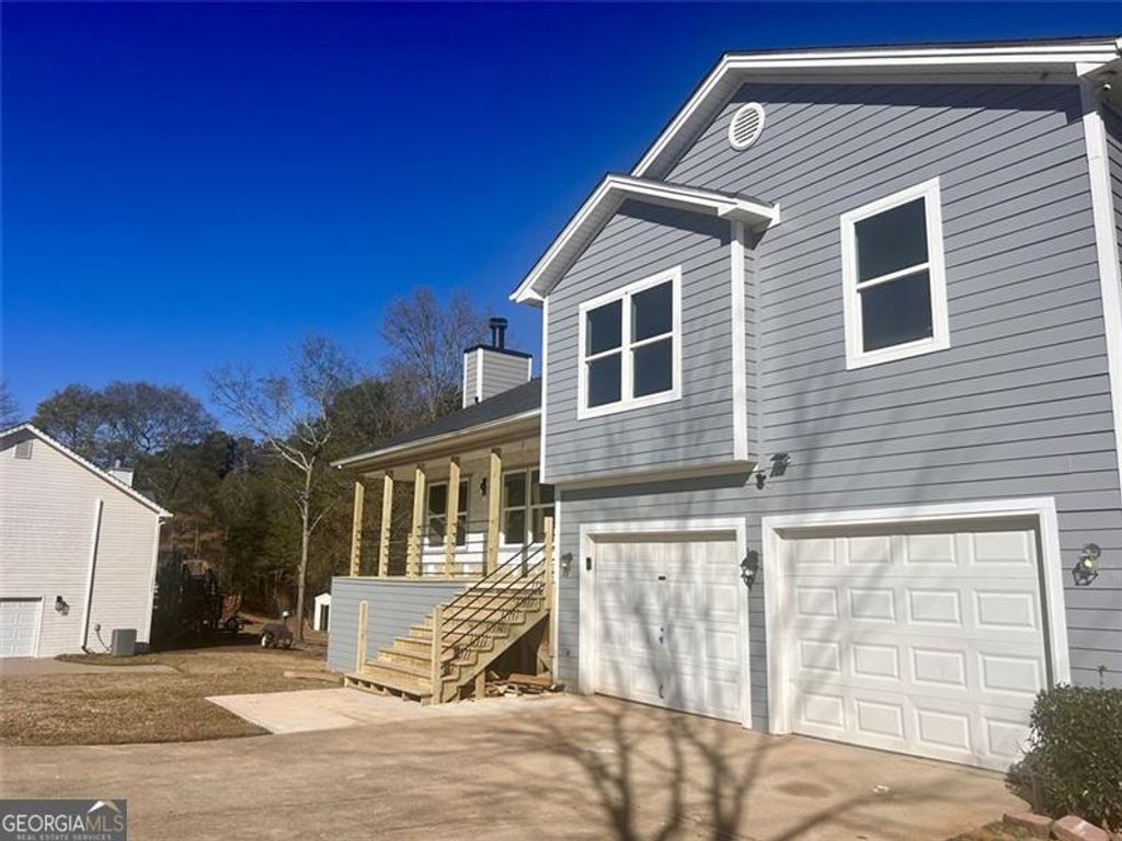 Photo of 292 Natchez Cir, WINDER, GA 30680 (MLS # 10650453)