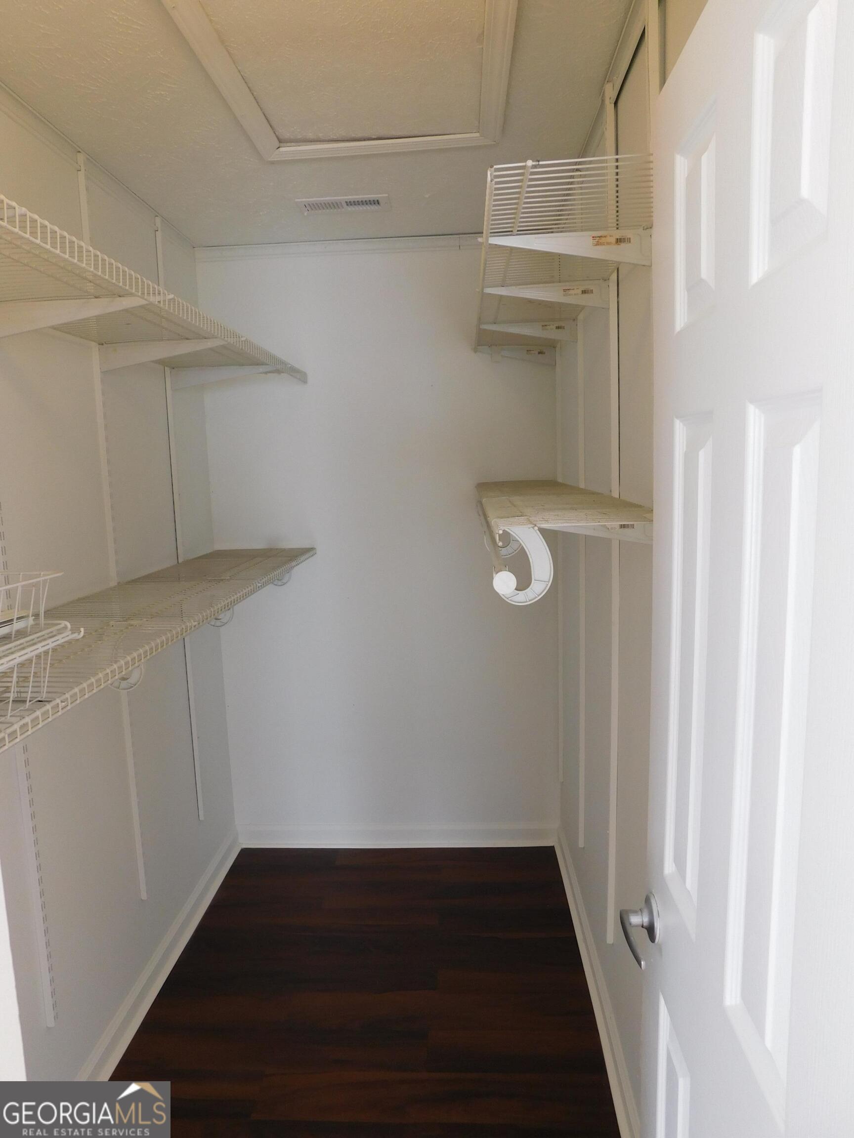 Old Mill Landing - Residential