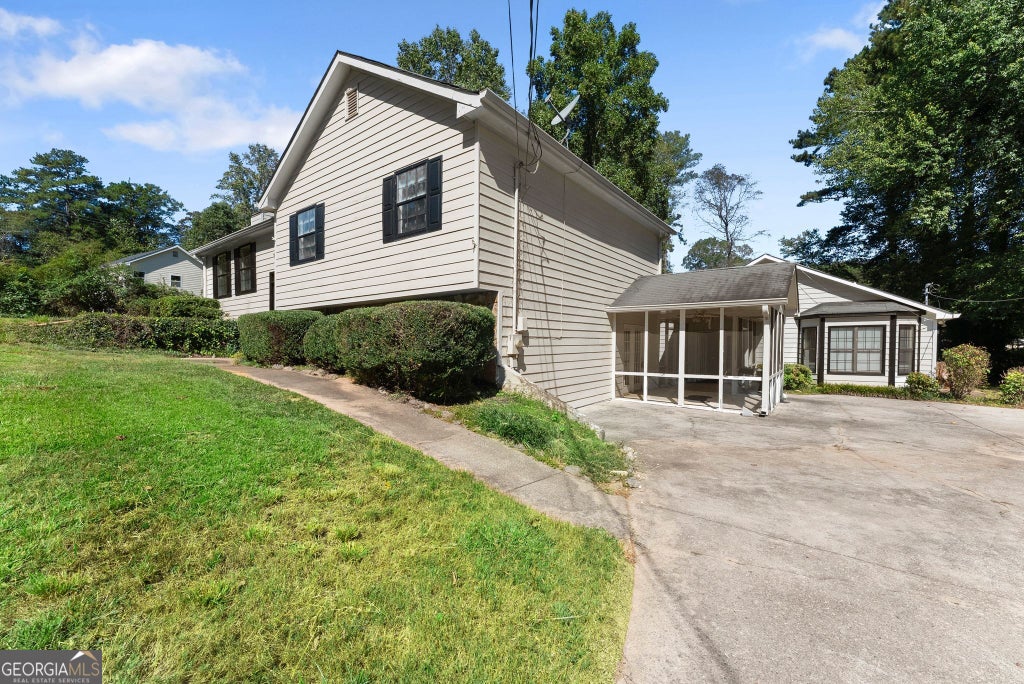 Photo of 6959 Deaton Henry Road, Flowery Branch, GA 30542 (MLS # 10868610)
