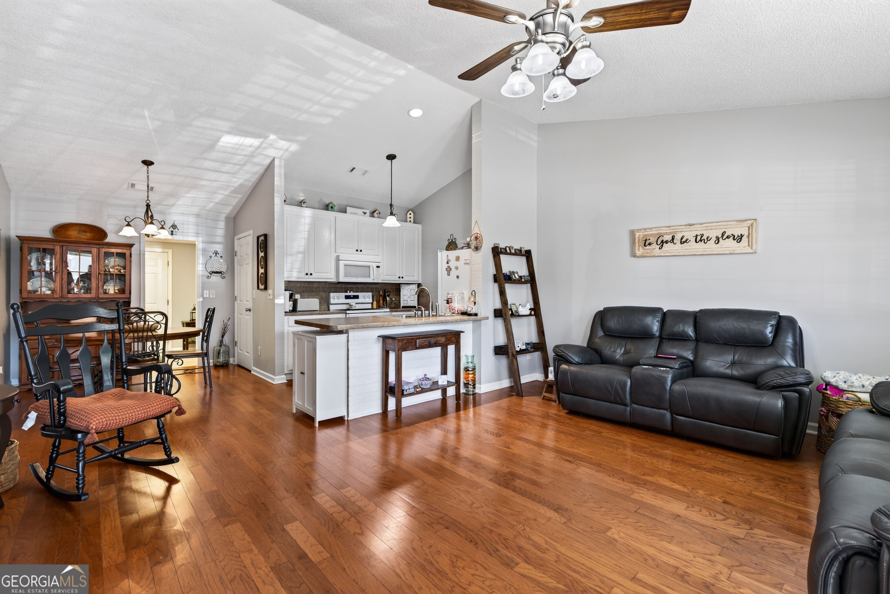 2915 Florence DR