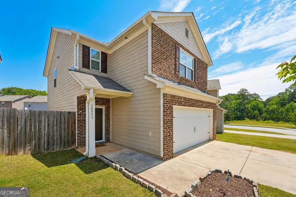 Photo of 10933 Wheeler Trace, Hampton, GA 30228 (MLS # 10761165)