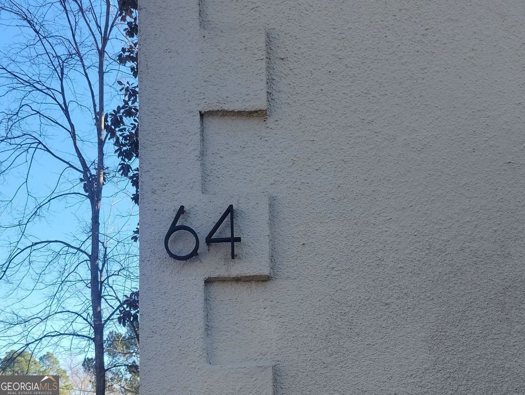 Photo of 64 NW Chaumont Square NW, Atlanta, GA 30327 (MLS # 10692158)