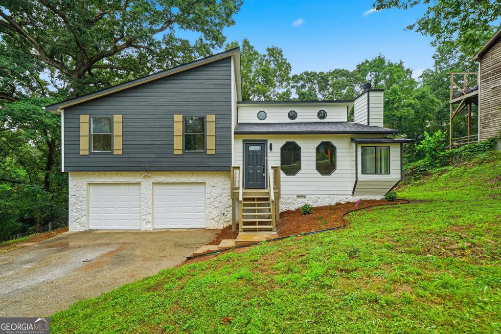 Photo of 170 Oakland Boulevard, Stockbridge, GA 30281 (MLS # 10782301)