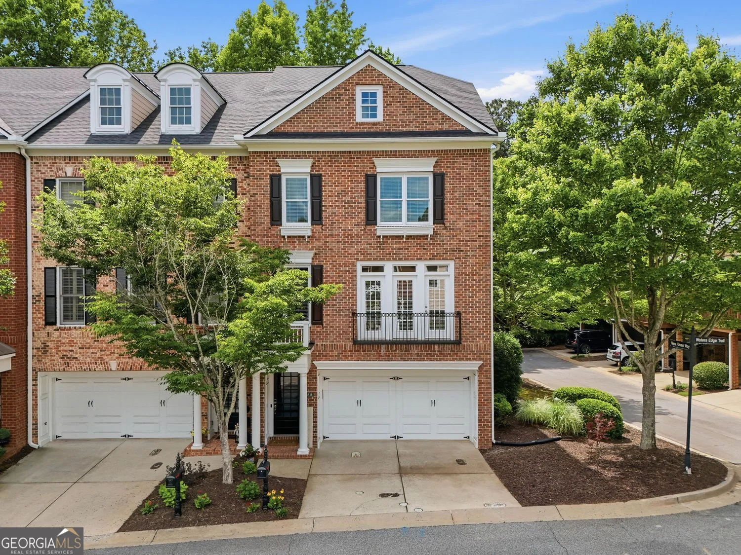 5511 Waters Edge Trail