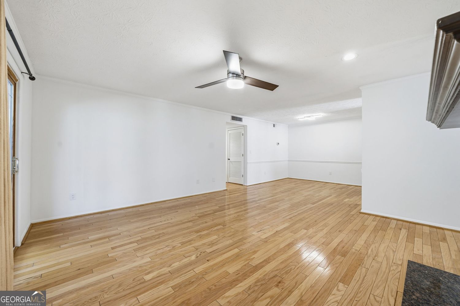 Atlanta, Georgia 30350, United States, 2 Bedrooms Bedrooms, ,2 BathroomsBathrooms,Residential,Active,254650