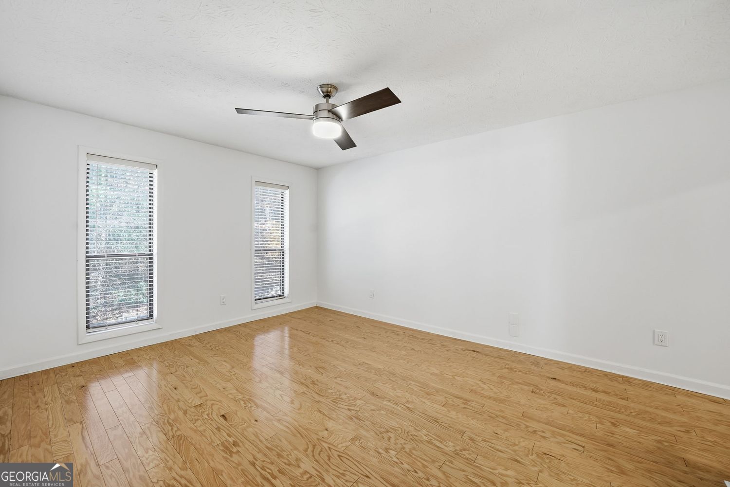 Atlanta, Georgia 30350, United States, 2 Bedrooms Bedrooms, ,2 BathroomsBathrooms,Residential,Active,254650