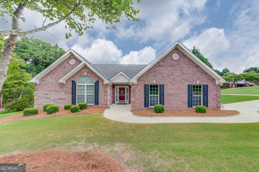 Photo of 710 Mallard Drive, Winder, GA 30680 (MLS # 10778413)