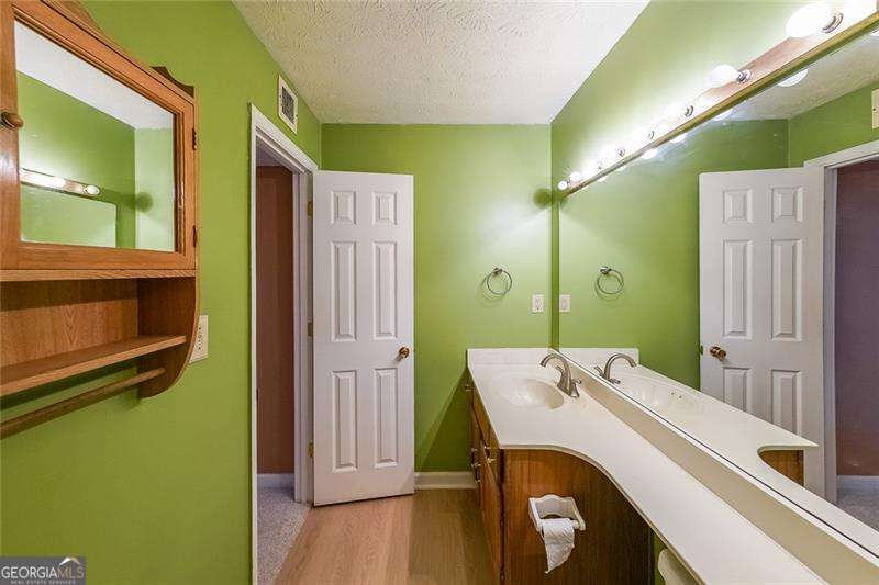 Riverview - Residential