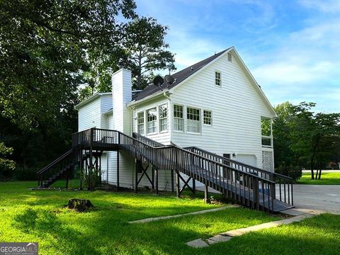 A home in Douglasville