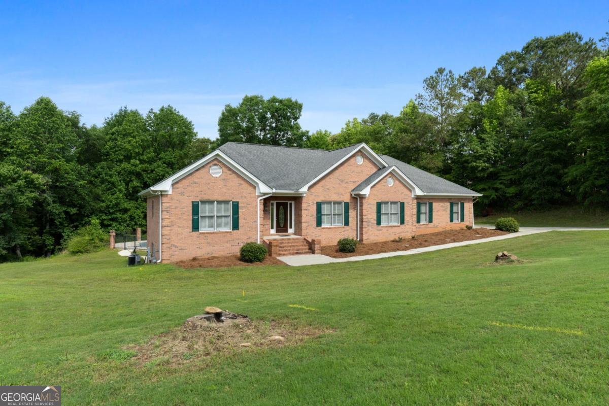604 Clearwater CT