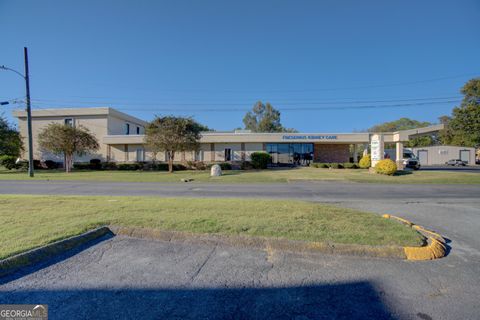 Photo of 315 W 10th Street, Rome, GA 30165 (MLS # 10636147)