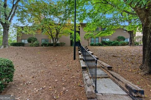 708 Parkaire XING Marietta GA 30068