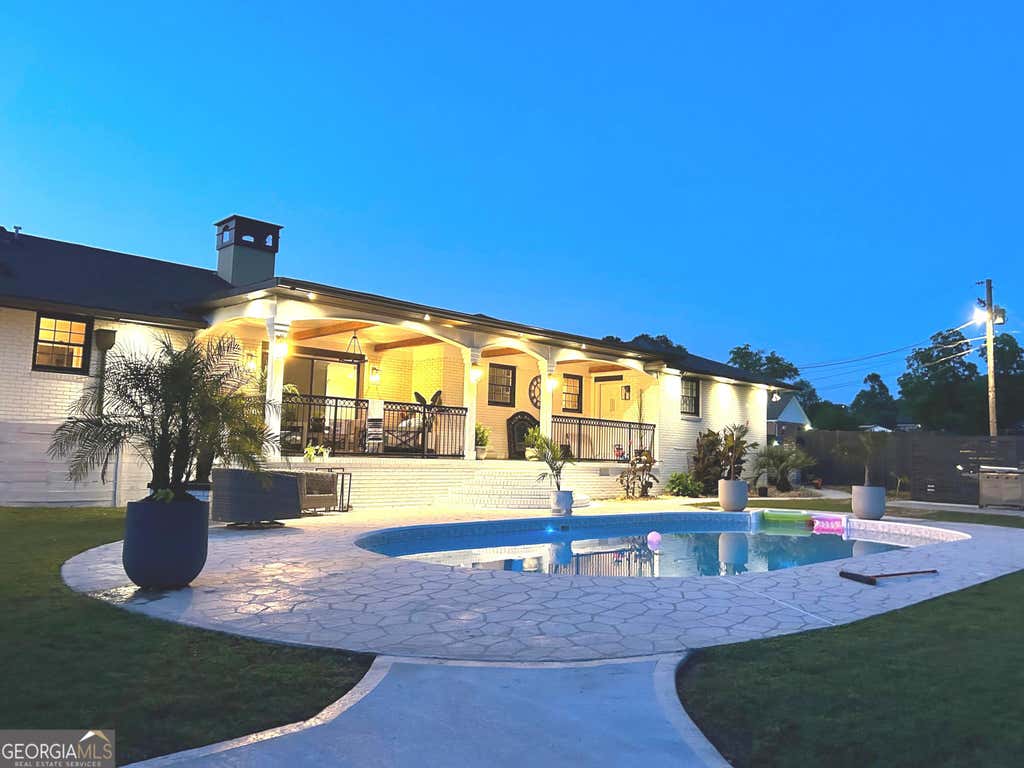 Photo of 1842 Williamson Road, Macon, GA 31206 (MLS # 10773553)