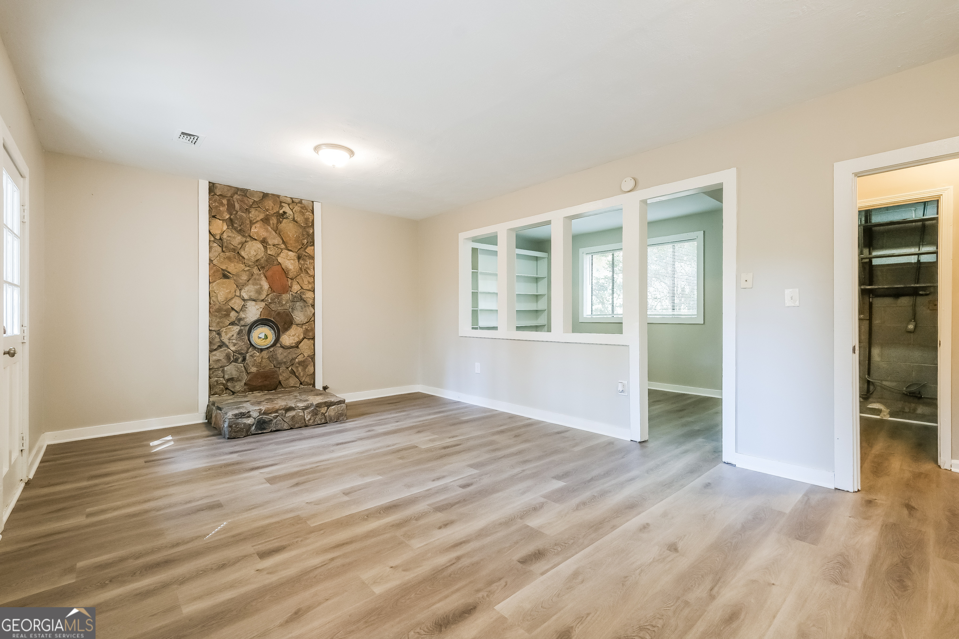 2472 Westhill CT