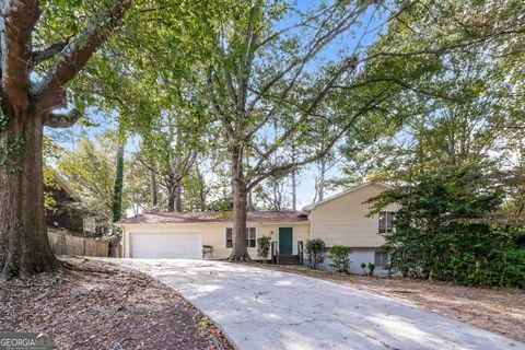 Photo of 2472 Westhill Court, Norcross, GA 30071 (MLS # 10629787)