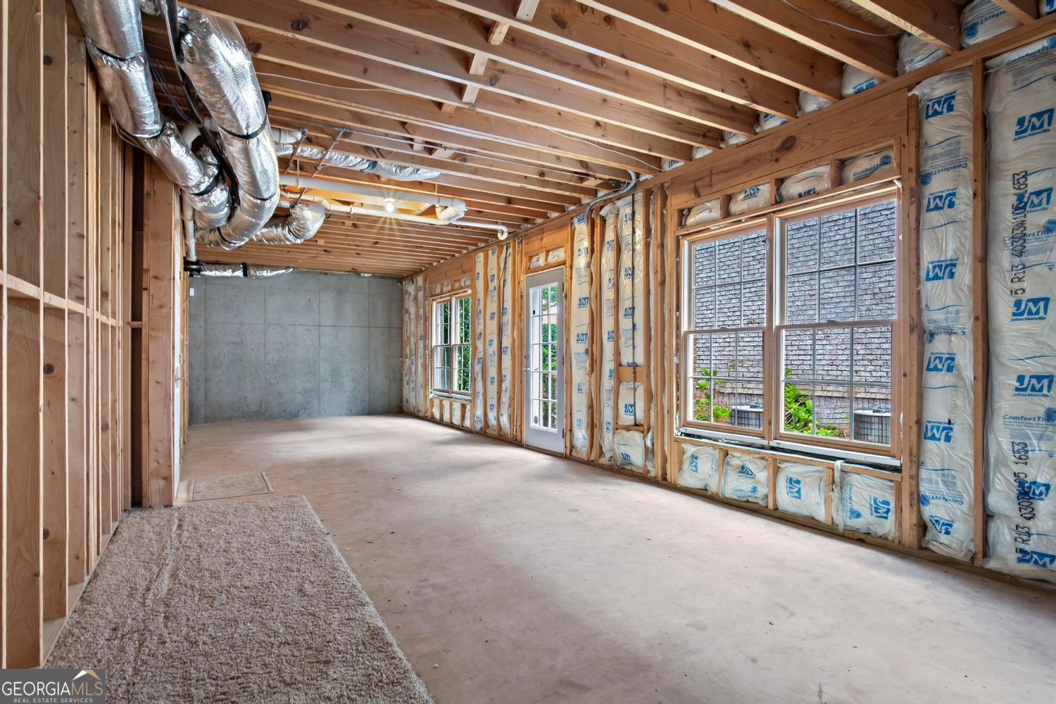 Alpharetta, Georgia 30005, United States, 5 Bedrooms Bedrooms, ,4 BathroomsBathrooms,Residential,Pending,192244