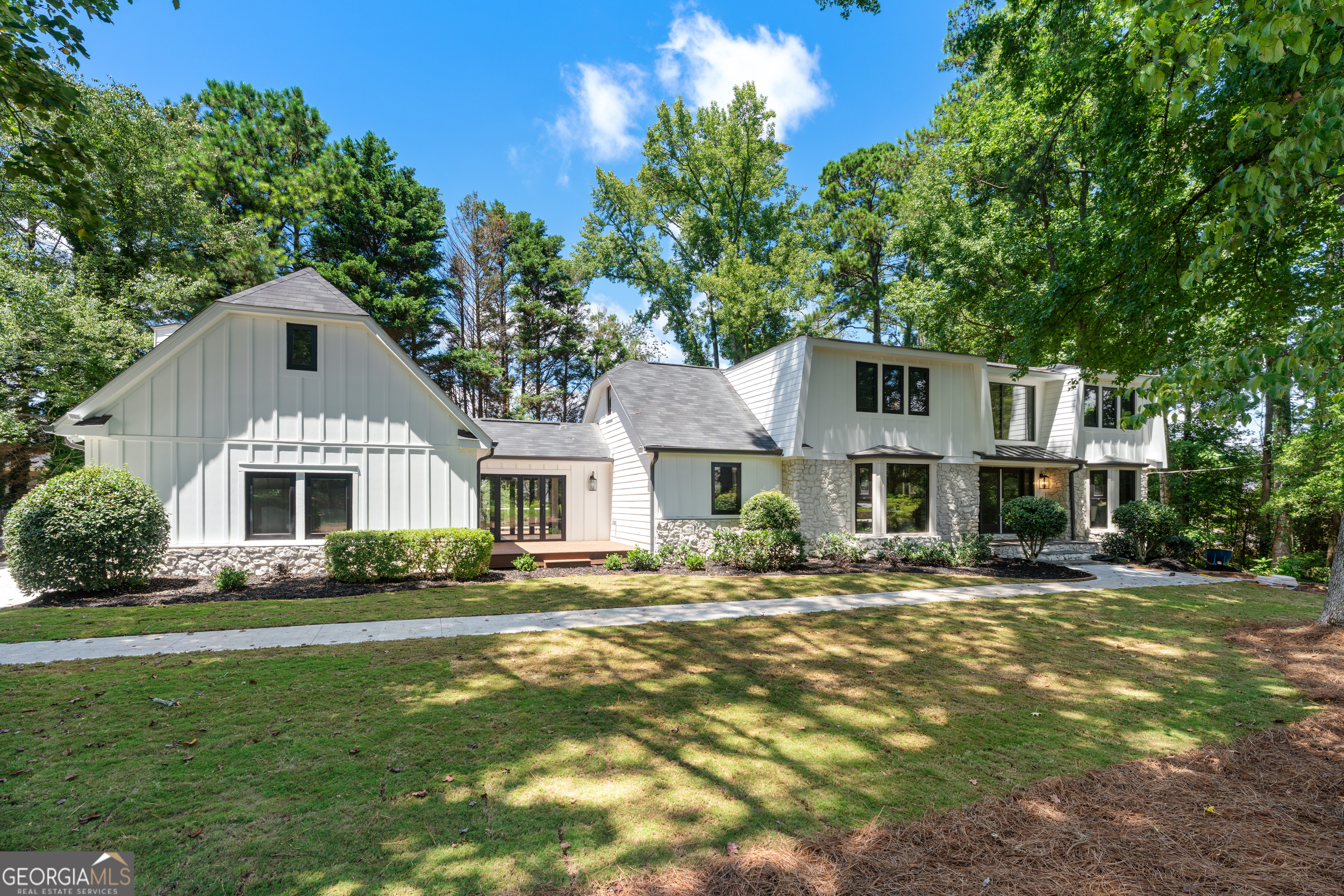 12890 Cogburn RD