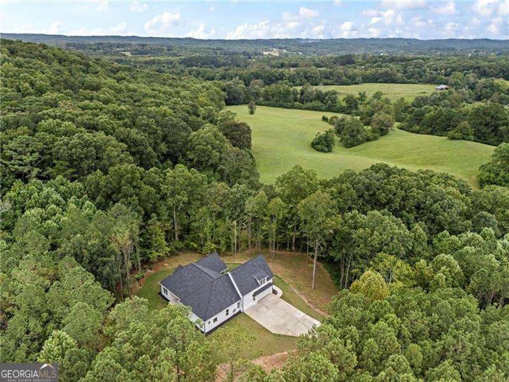 Photo of 110 Jerusalem Farms Trail, Jasper, GA 30143 (MLS # 10701325)