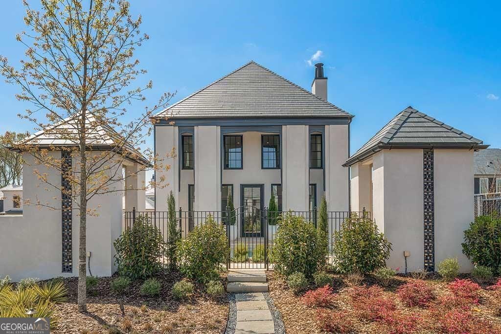 245 Roycroft LN