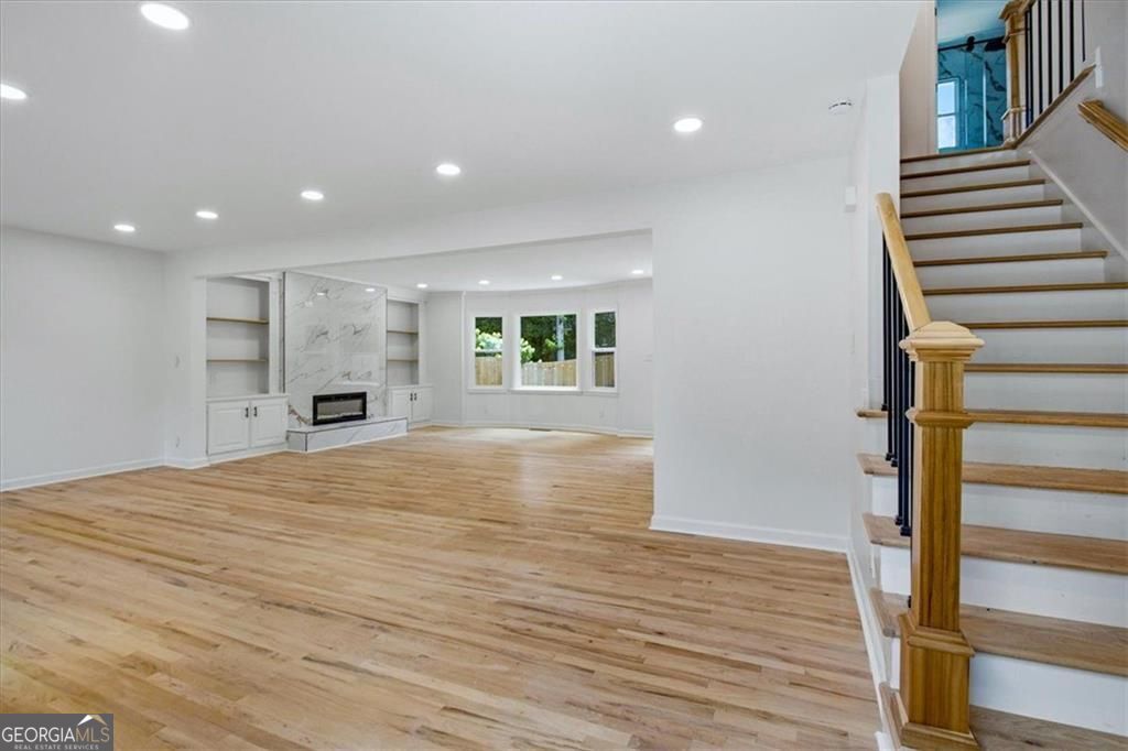 5614 Bunky WAY