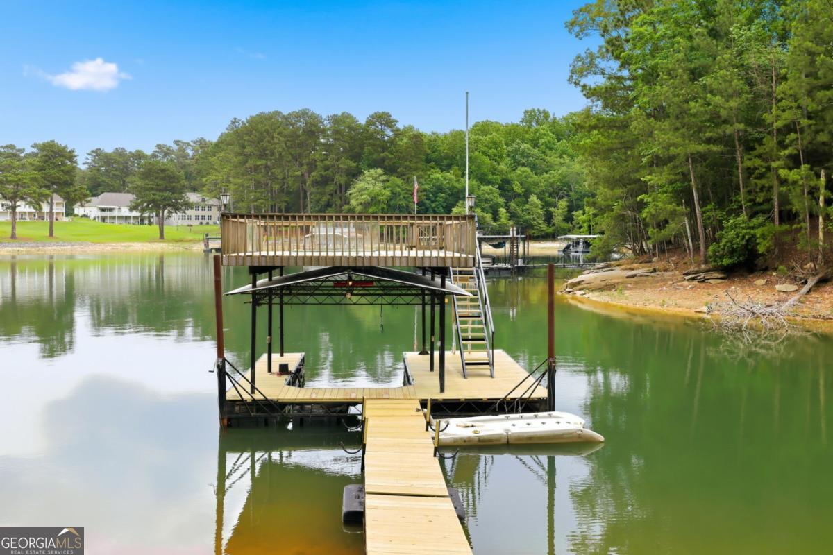 4418 Shellie LN