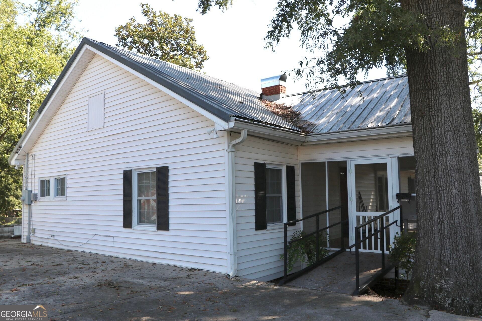 40 Church ST