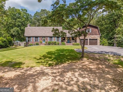 Photo of 400 RACE HORSE Dr, Summerville, GA 30747 (MLS # 10566478)