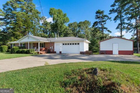 88 Smith ST Locust Grove GA 30248
