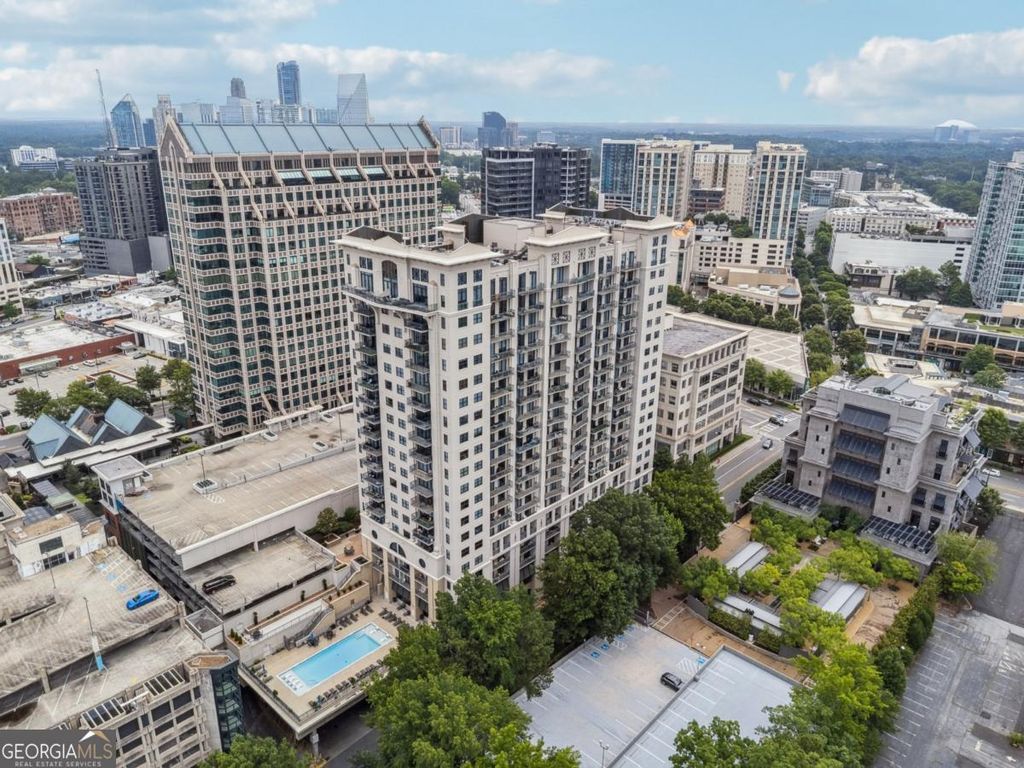 Photo of 3040 Peachtree Road NW #702, Atlanta, GA 30305 (MLS # 10694746)