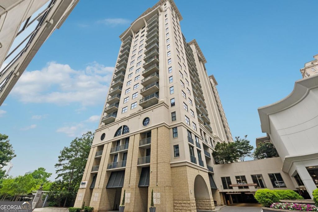 Photo of 3040 Peachtree Road NW #702, Atlanta, GA 30305 (MLS # 10694746)