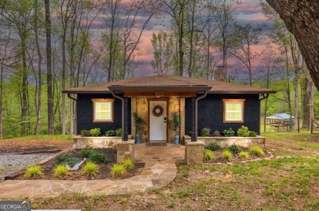 Photo of 251 Twilight Shores Road, Eatonton, GA 31024 (MLS # 10720330)