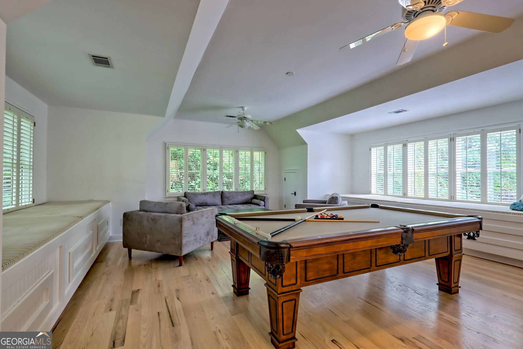 Clayton, Georgia 30525, United States, 4 Bedrooms Bedrooms, ,5 BathroomsBathrooms,Residential,Active,197178