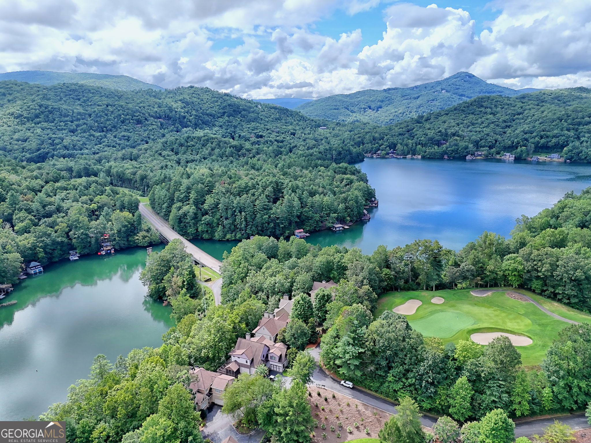 Clayton, Georgia 30525, United States, 4 Bedrooms Bedrooms, ,5 BathroomsBathrooms,Residential,Active,197178