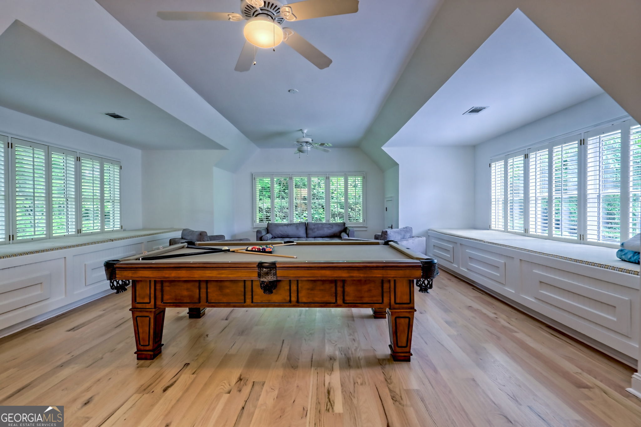 Clayton, Georgia 30525, United States, 4 Bedrooms Bedrooms, ,5 BathroomsBathrooms,Residential,Active,197178