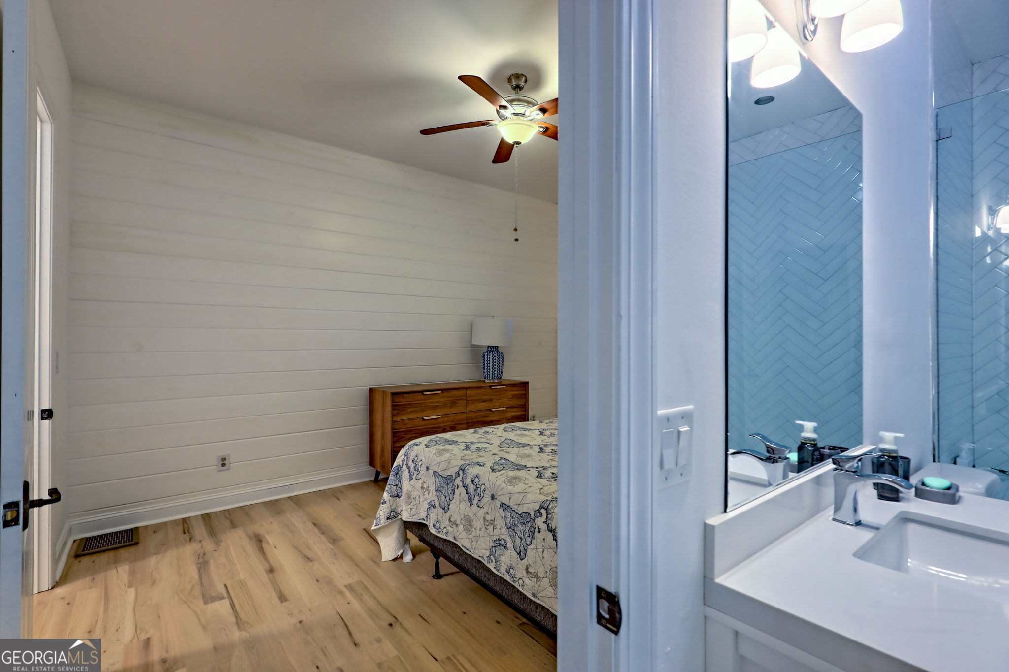 Clayton, Georgia 30525, United States, 4 Bedrooms Bedrooms, ,5 BathroomsBathrooms,Residential,Active,197178