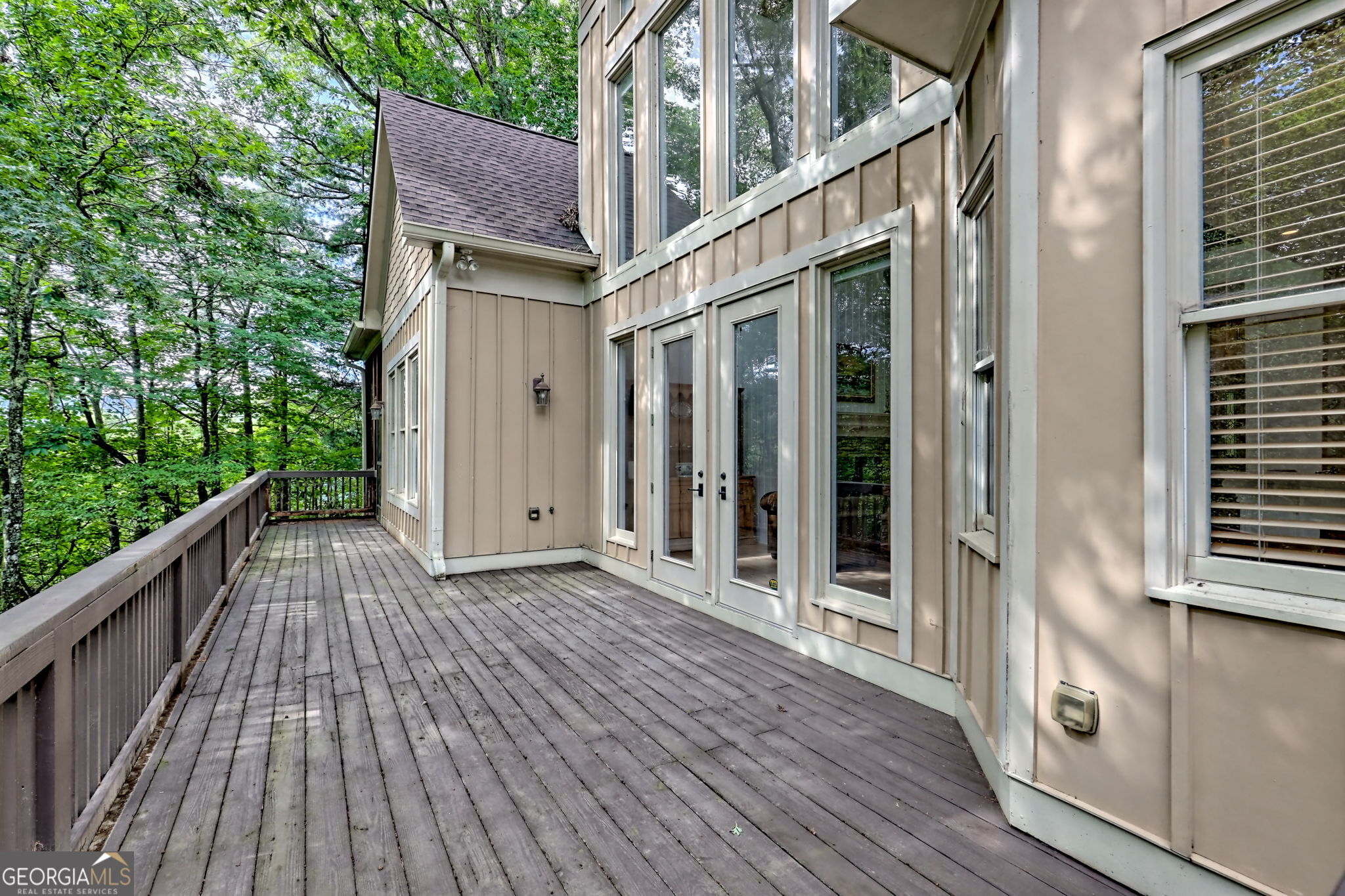 Clayton, Georgia 30525, United States, 4 Bedrooms Bedrooms, ,5 BathroomsBathrooms,Residential,Active,197178