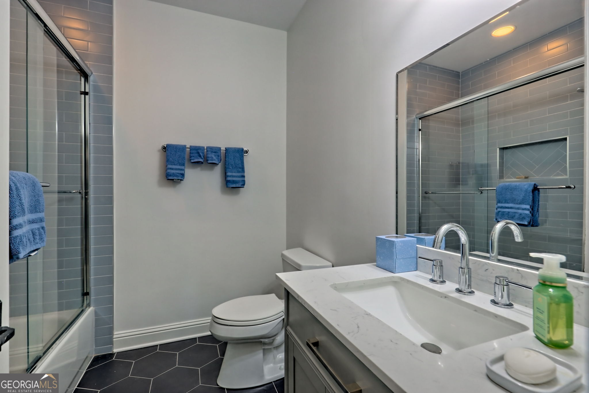 Clayton, Georgia 30525, United States, 4 Bedrooms Bedrooms, ,5 BathroomsBathrooms,Residential,Active,197178