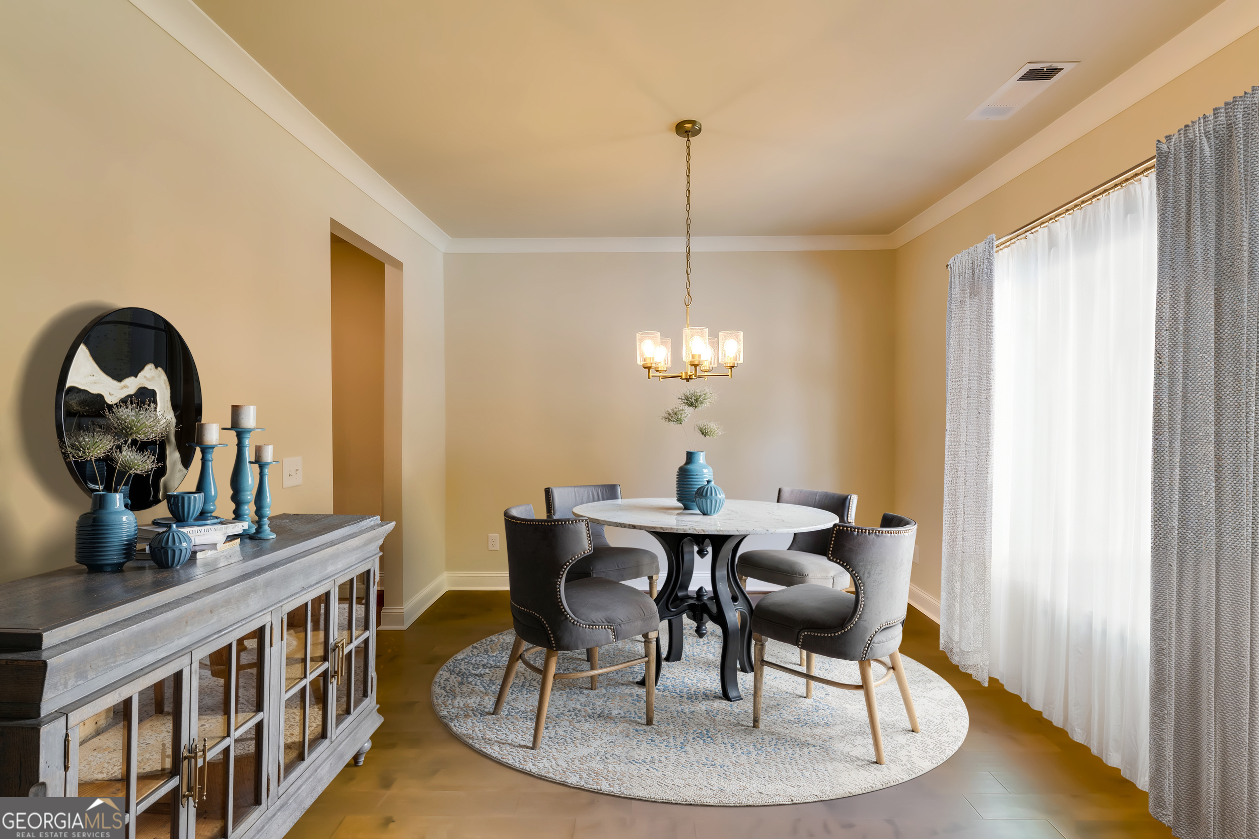 321 Principal Meridian DR