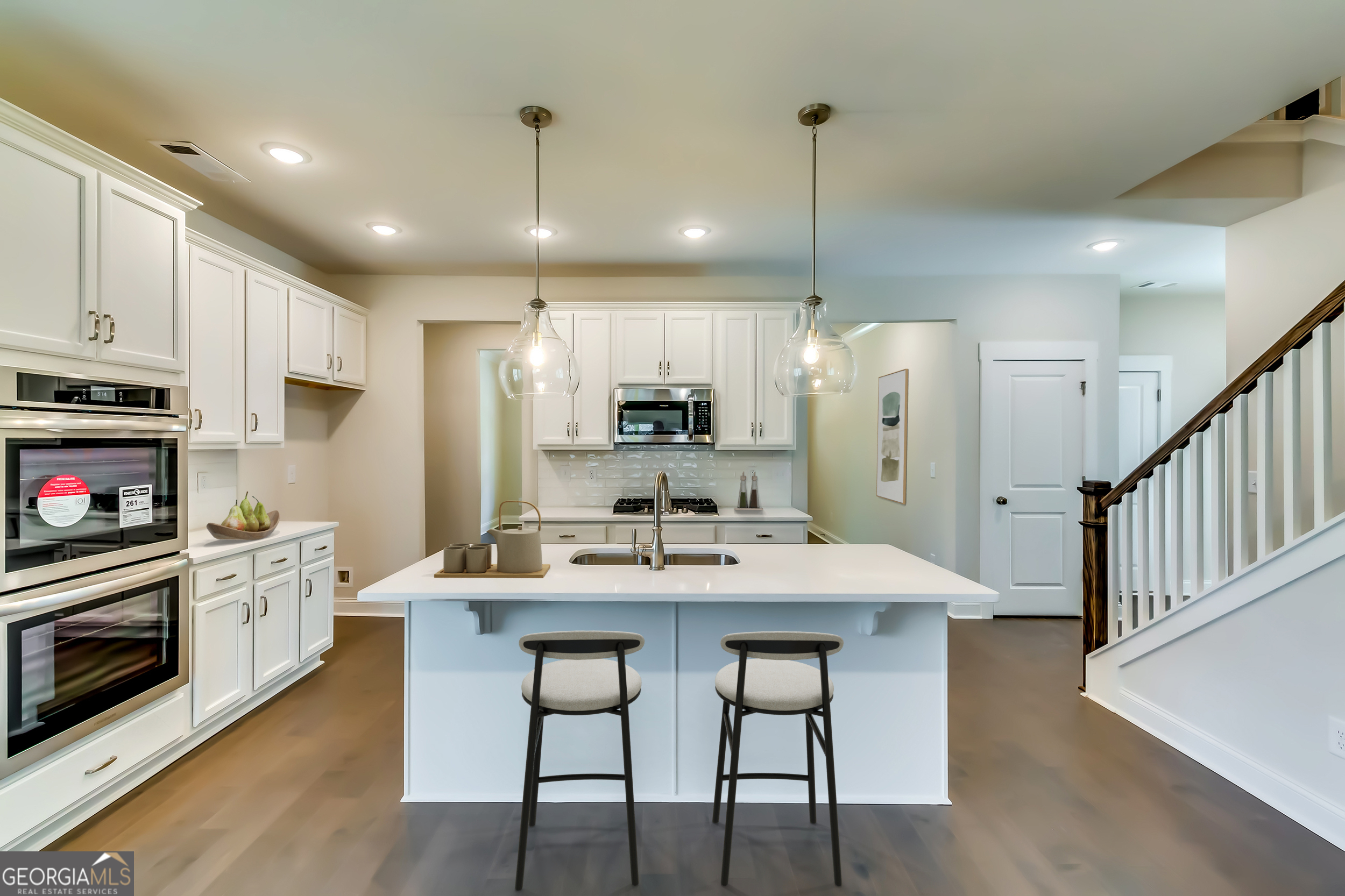 321 Principal Meridian DR