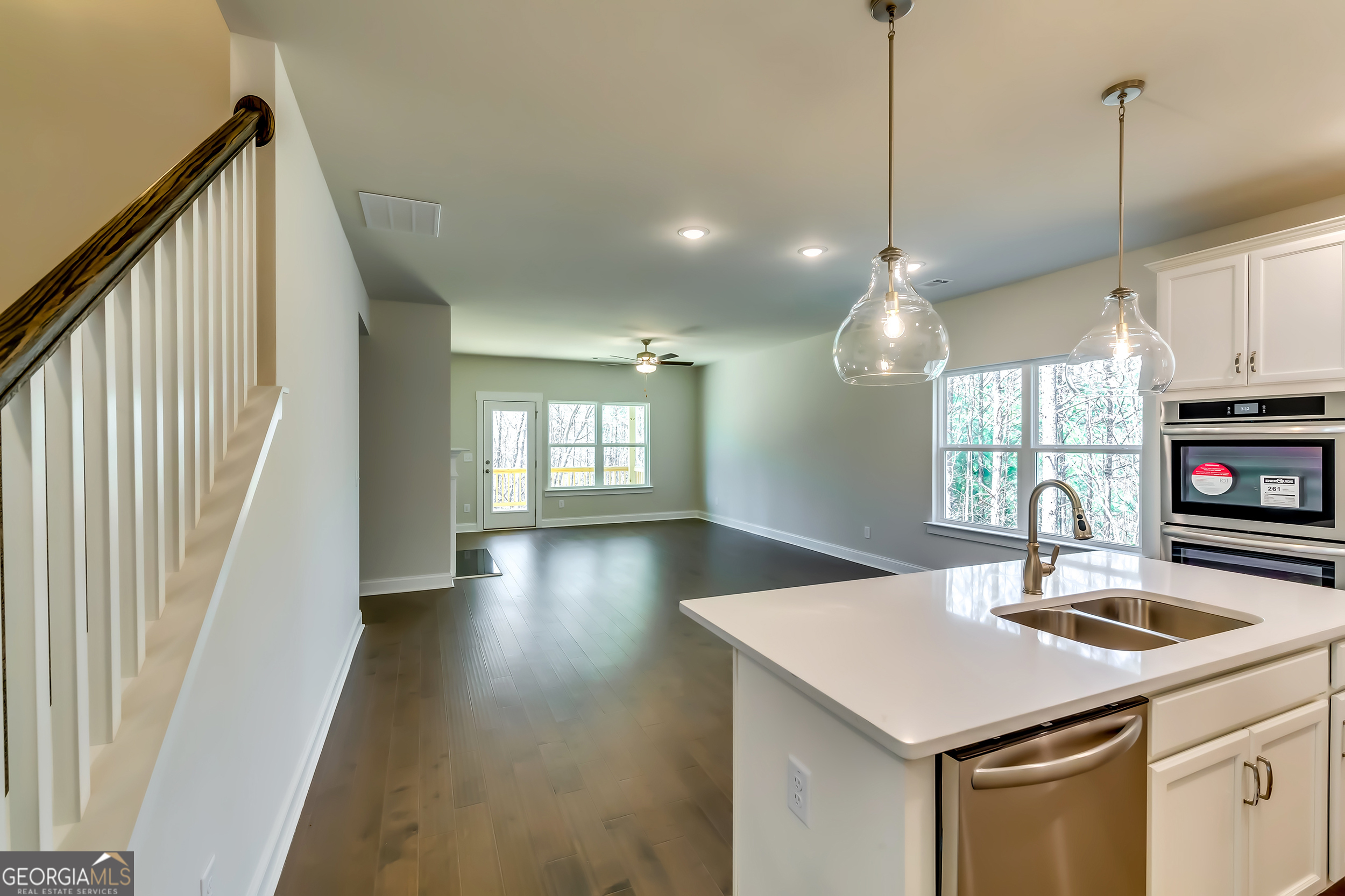 321 Principal Meridian DR