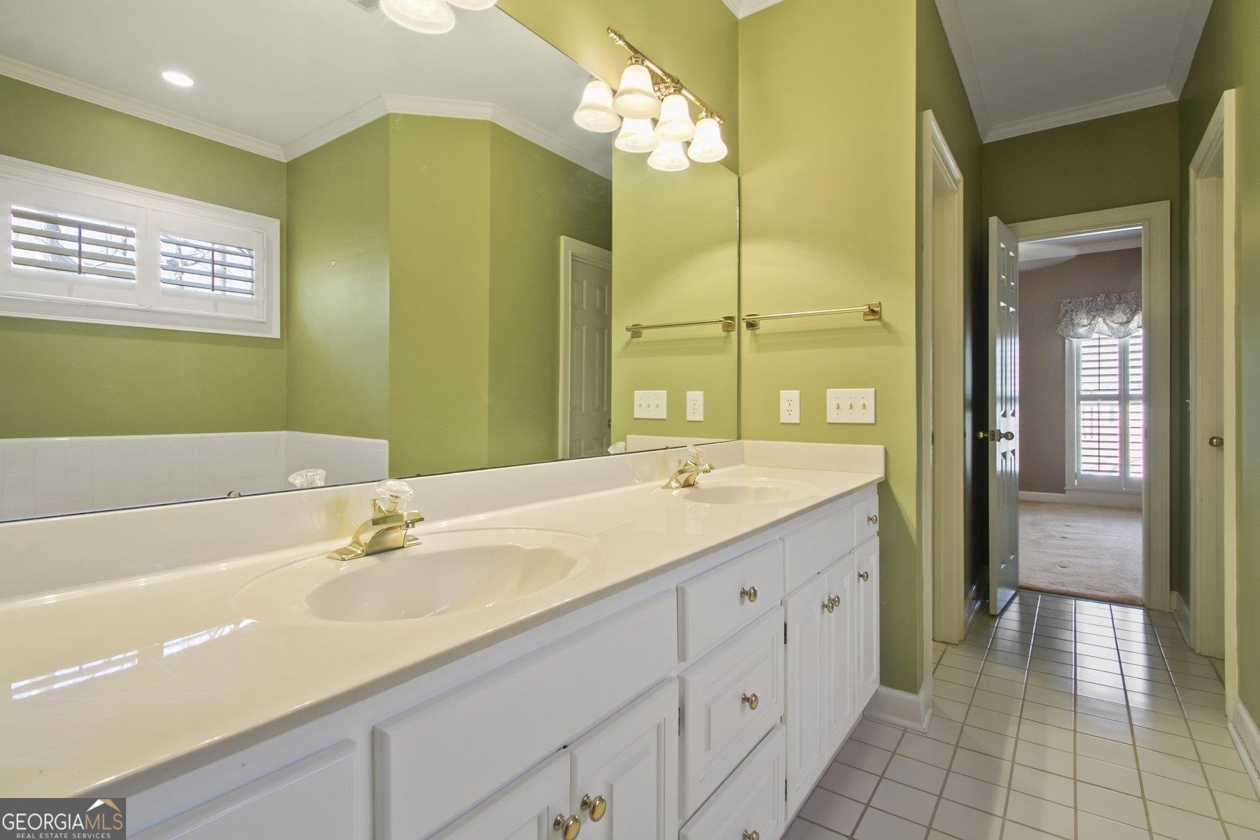 Barrington Hall - Residential