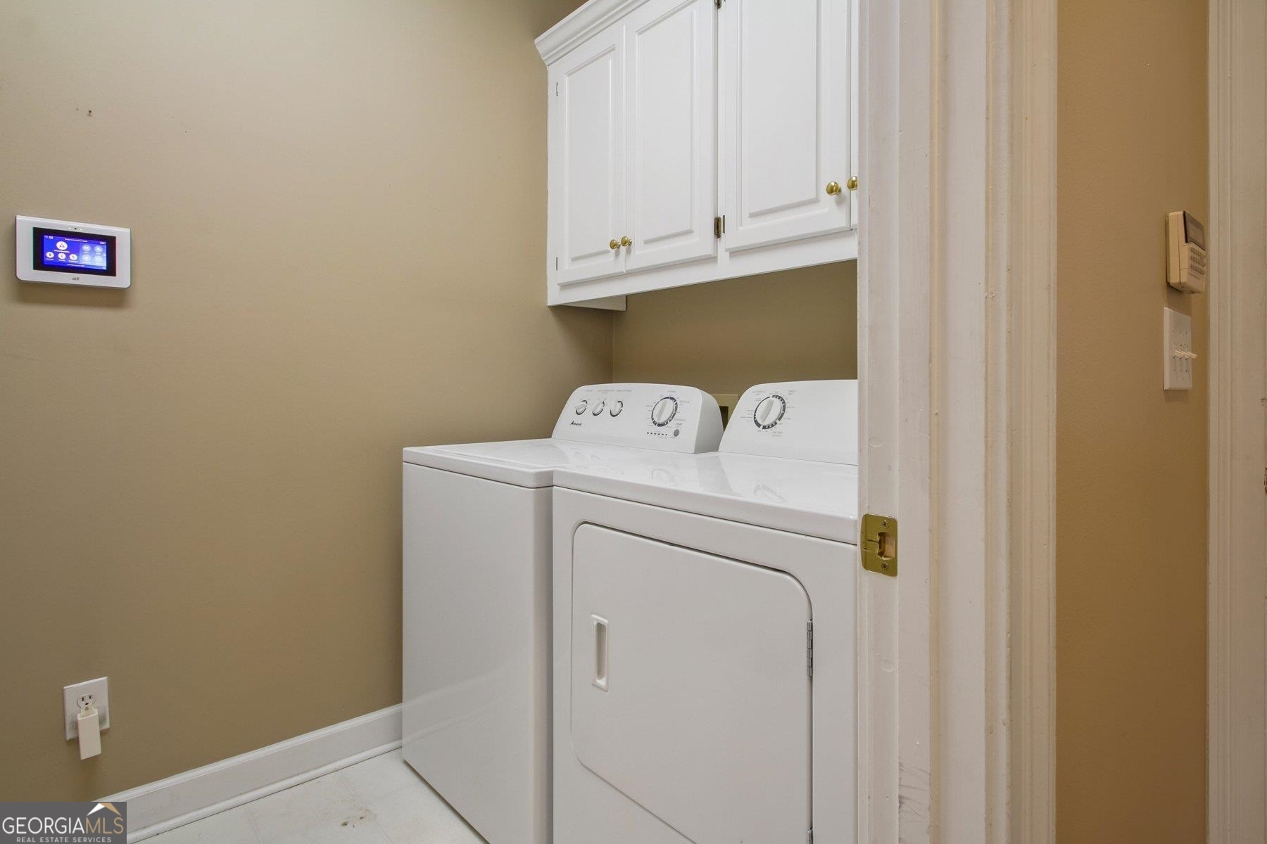 Barrington Hall - Residential